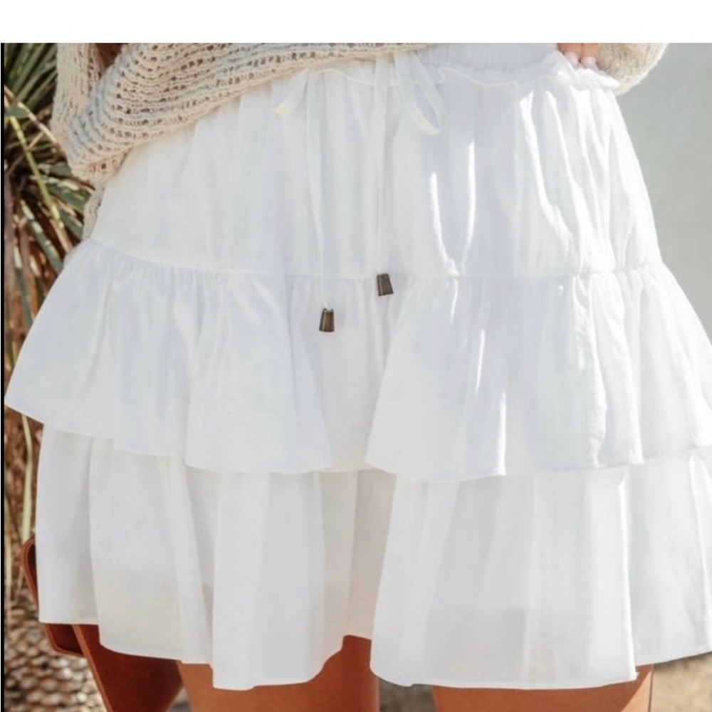 Vici White Tiered Skirt